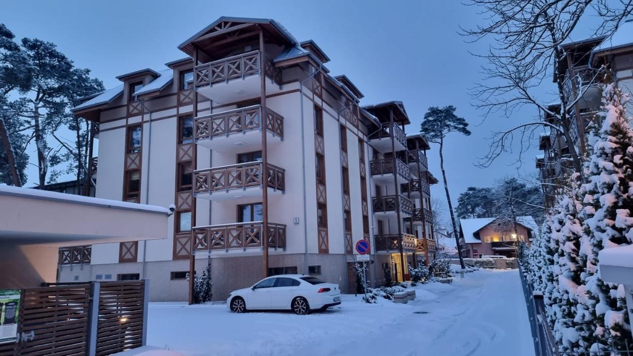 Sosnowy Zakatek - Rezydencja Park Rodzinna Mielno  Bagian luar foto